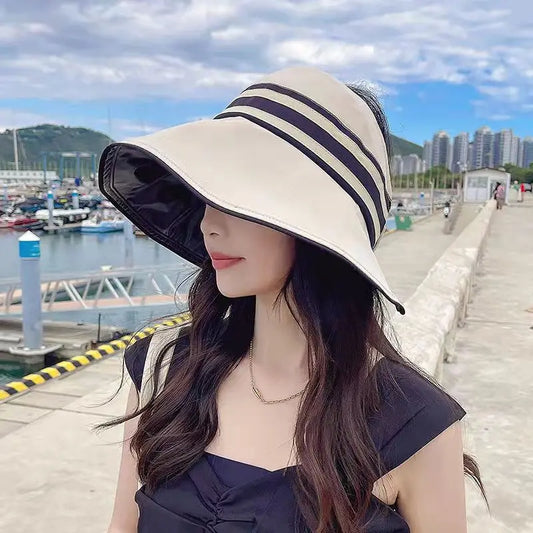 Sunshade hat for women, sun protection, breathable, versatile and fashionable in summer, with a mid air top and a large brim to