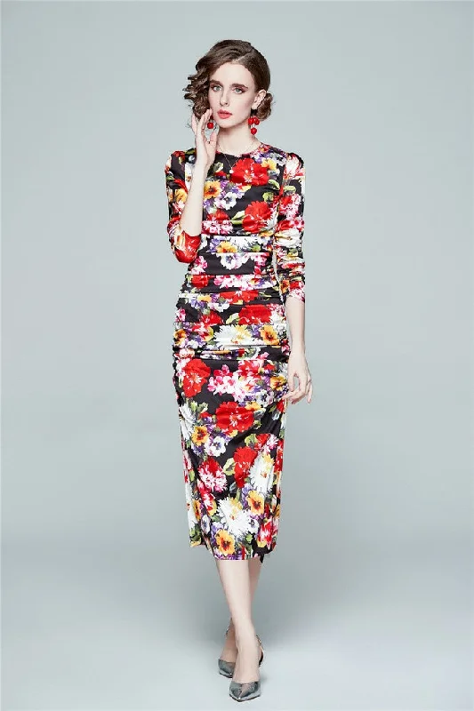Quick Sale Black & Floral print Day Fitted Crewneck Bracelet Midi Dress