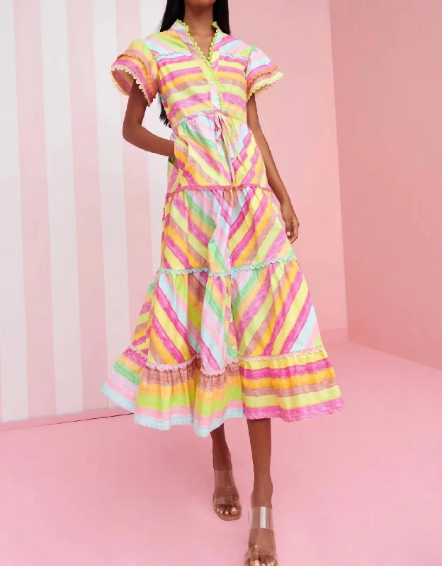 Deal Dash Echoes Dress In Multi