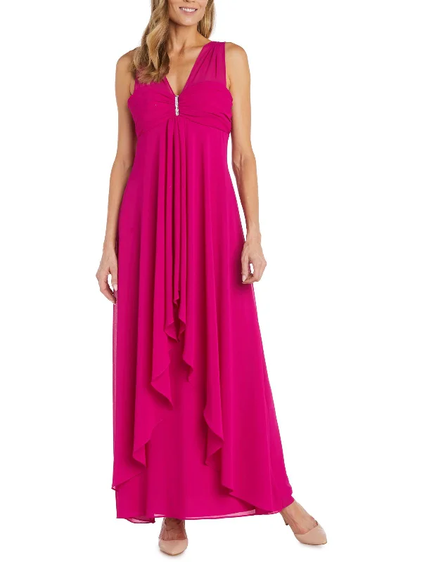 Don’t Miss Out Womens Gathered Sleeveless Evening Dress
